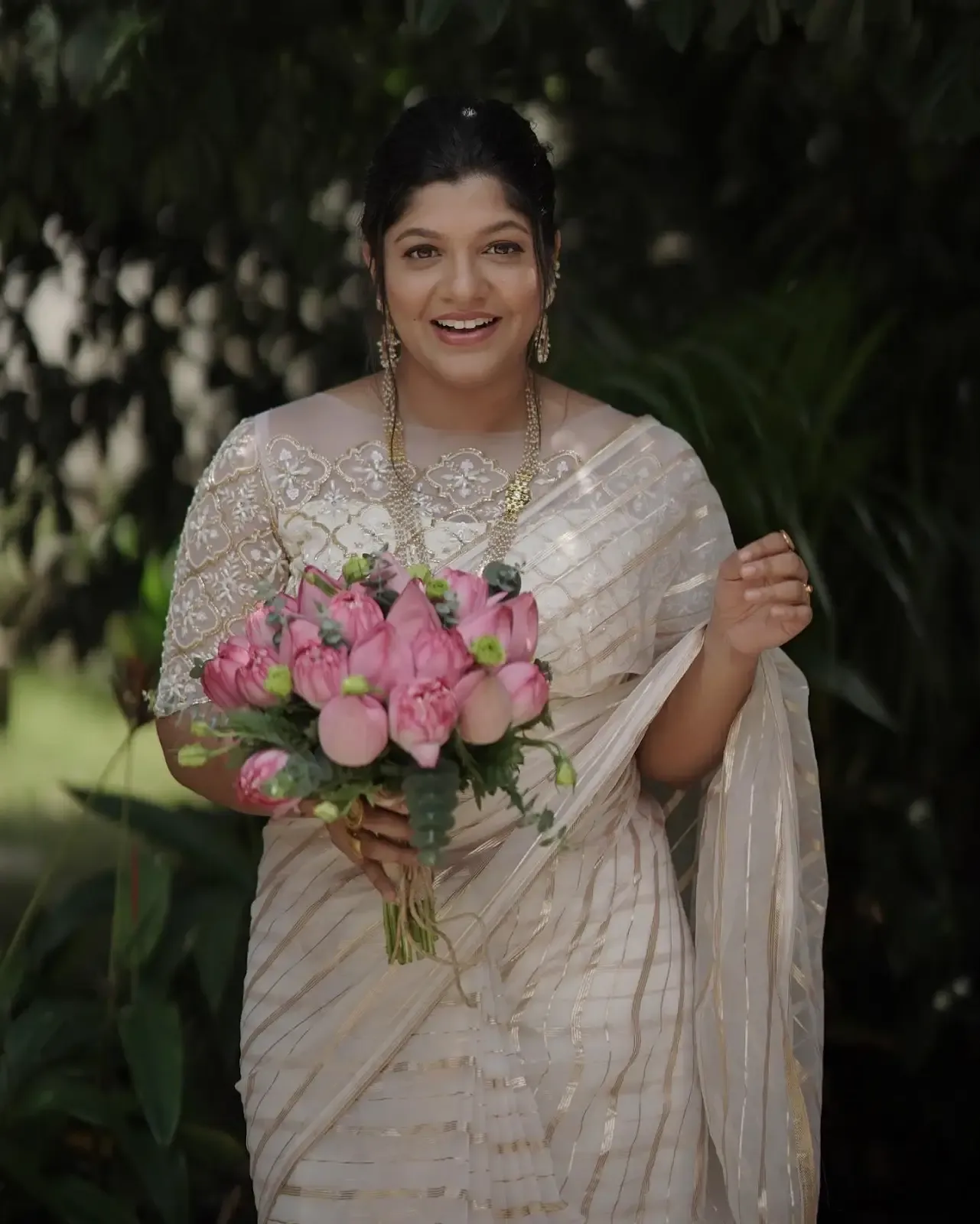 Indian Actress Aparna Balamurali Pics in Traditional White Saree